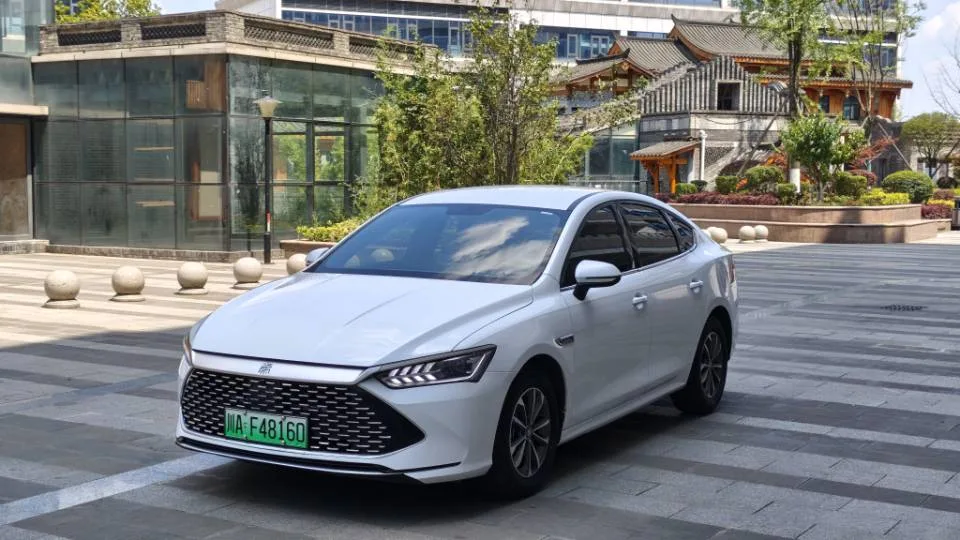 BYD 2023 Qin PLUS DM-i 1.5 CVT Champion Edition Leading Model 55KM Automatic