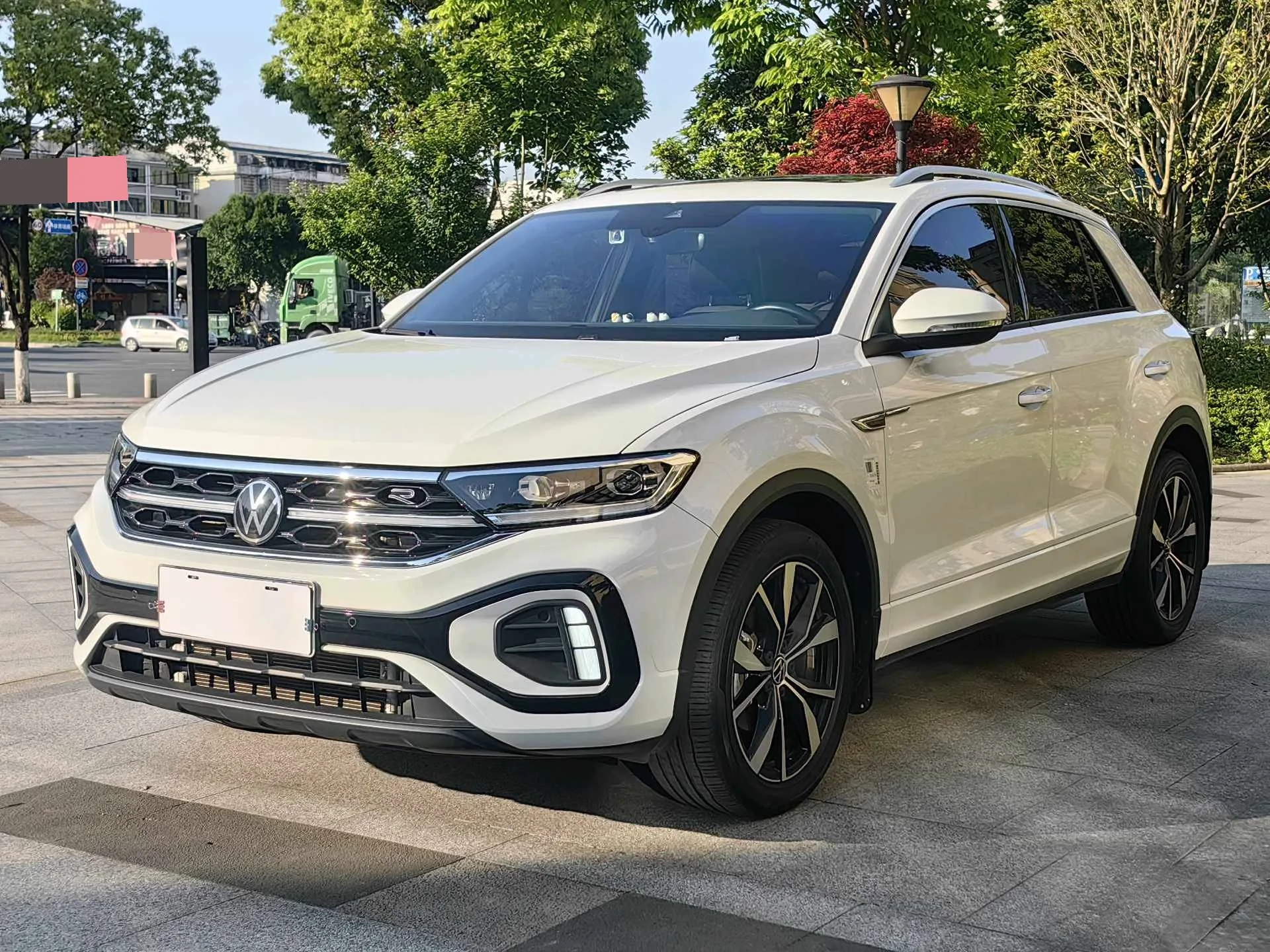 Volkswagen 2024 T-Roc 1.5TSI 300TSI 2WD Chenguang Edition Automatic