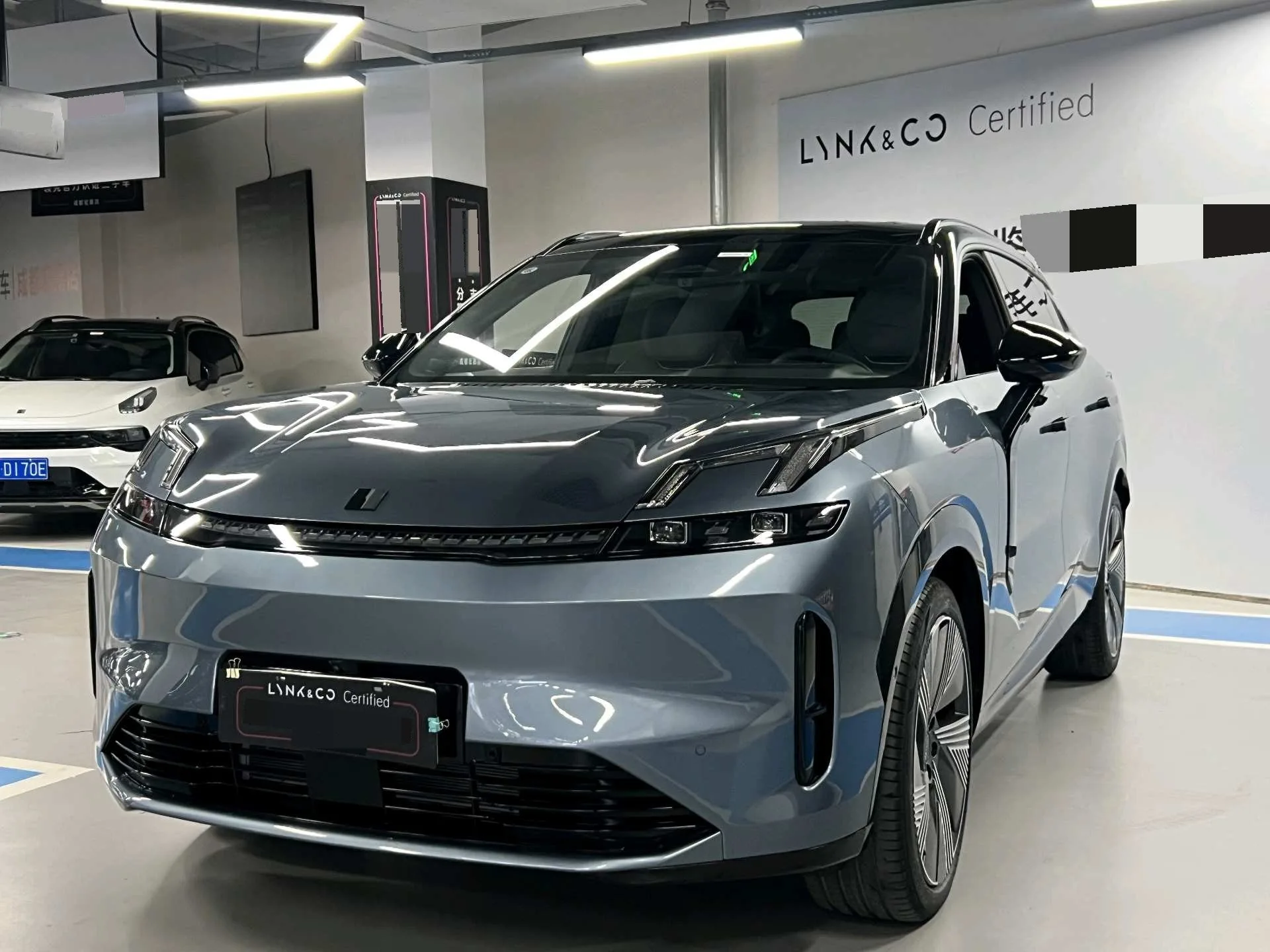 Lynk & Co 2025 Model, Lynk & Co 08 EM-P 1.5T, 220km/h, Halo 4WD Performance, Automatic Transmission