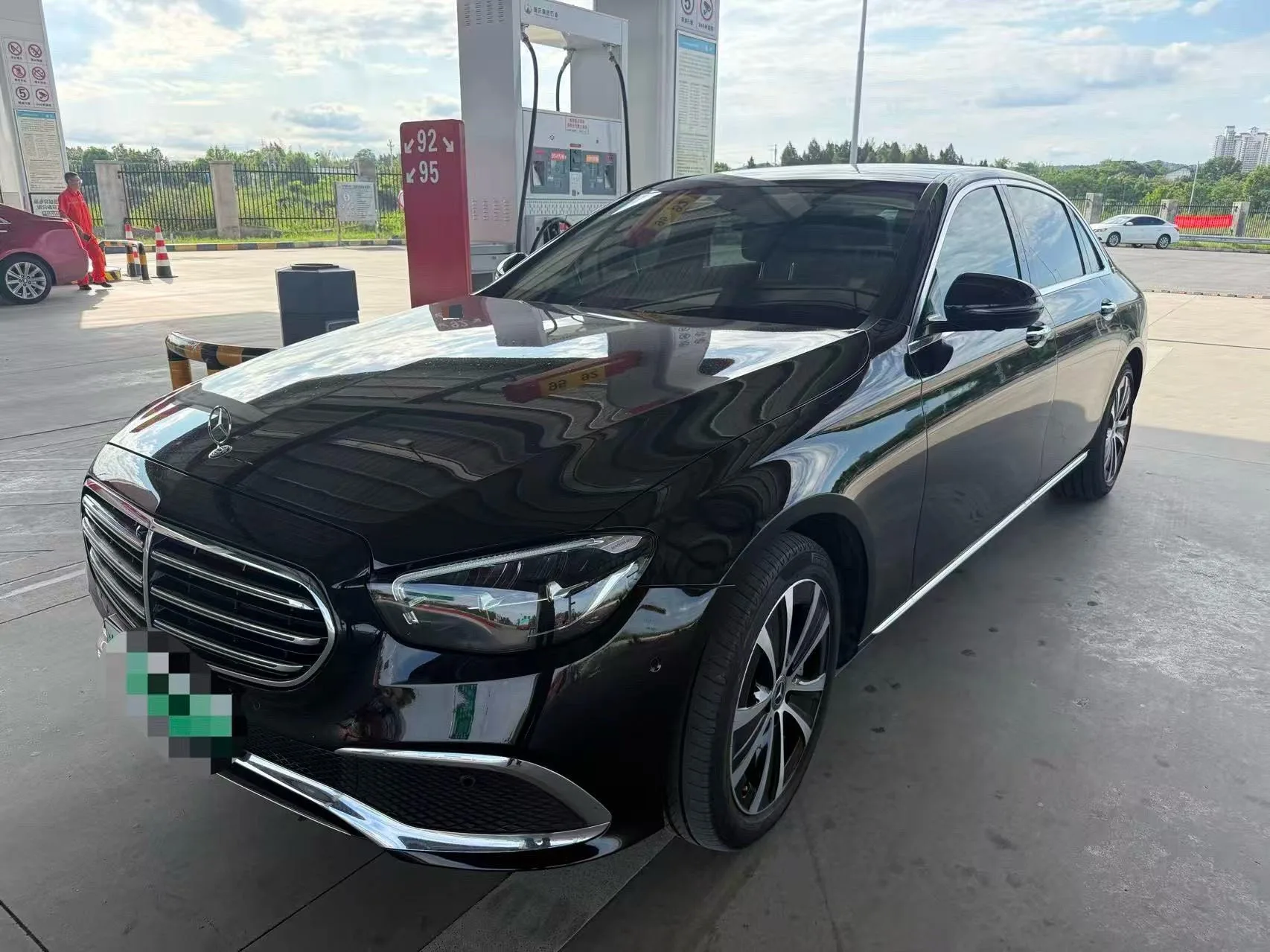 Mercedes-Benz E-Class PHEV 2023 E 350 e L Plug-in Hybrid Sedan