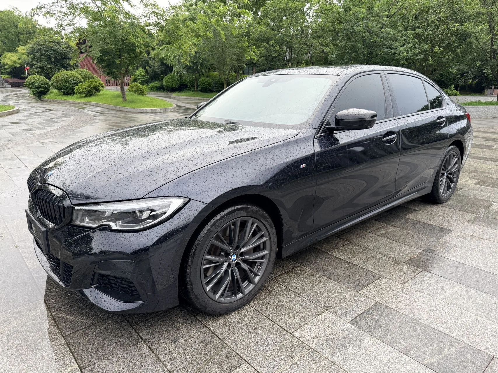2022 BMW 3 Series 330Li xDrive M Sport Shadow Edition