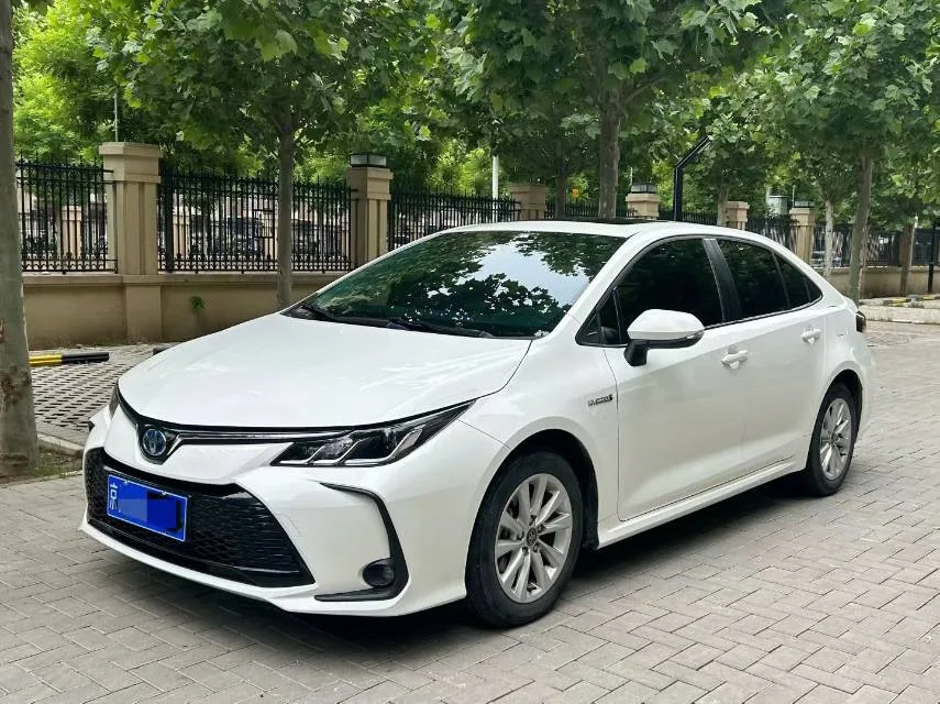 Toyota 2023 Corolla Hybrid 1.8 CVT Intelligent Electric Hybrid Flagship Edition Automatic Transmission