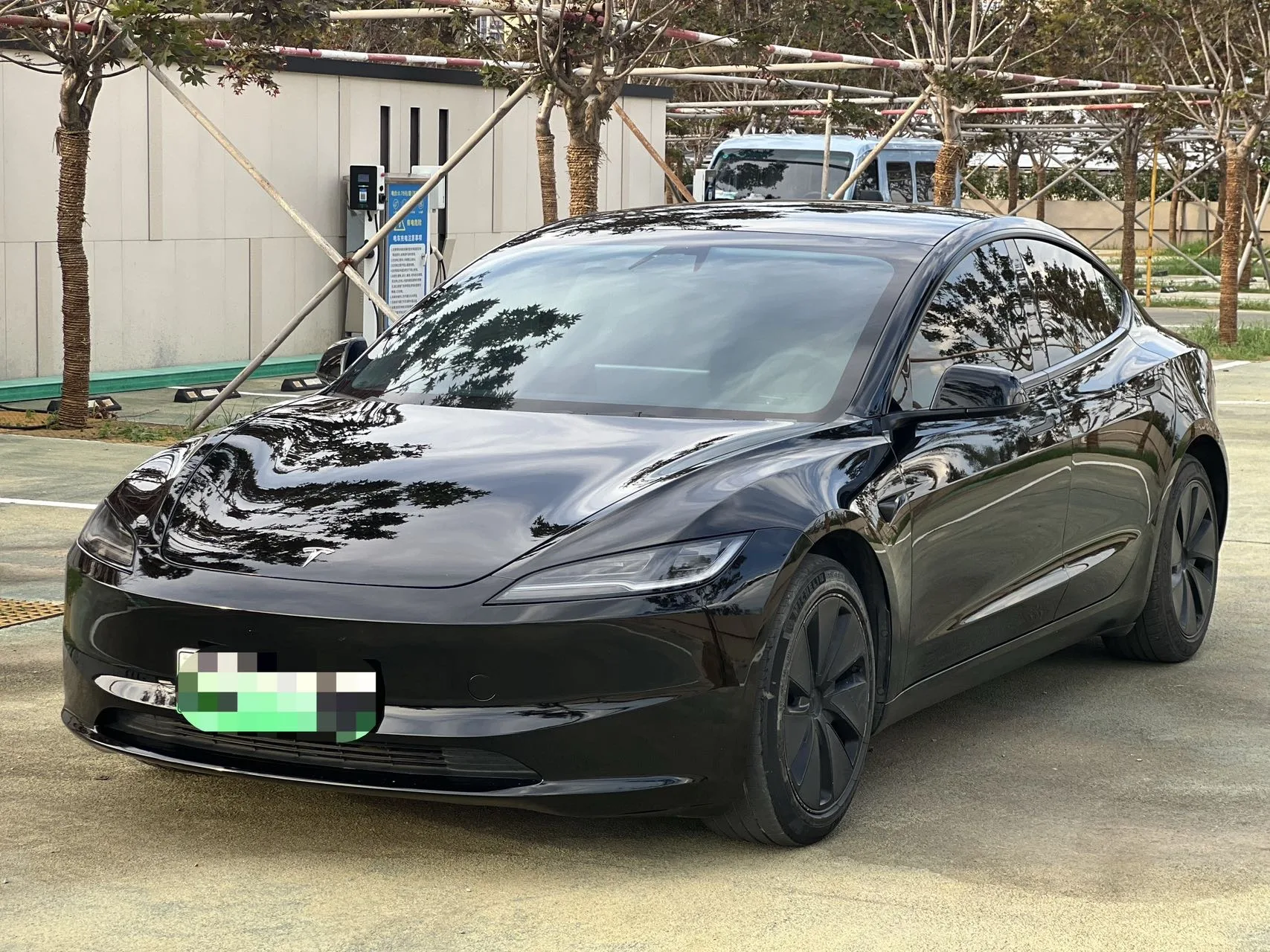Model 3 2023 Rear-Wheel Drive
