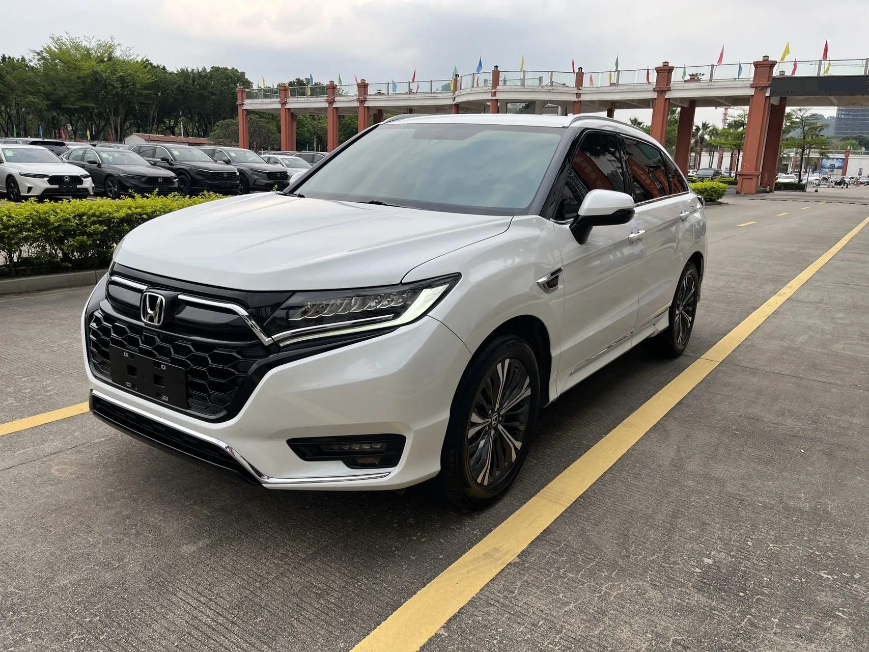 Honda UR-V 2020 370TURBO 2WD Premium Edition