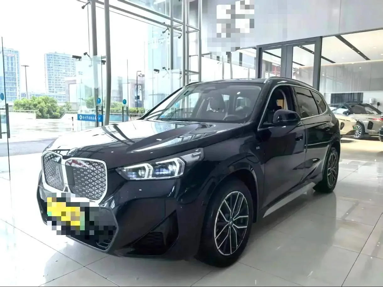 BMW 2025 iX1 eDrive25L eDrive25L M Sport Package Automatic