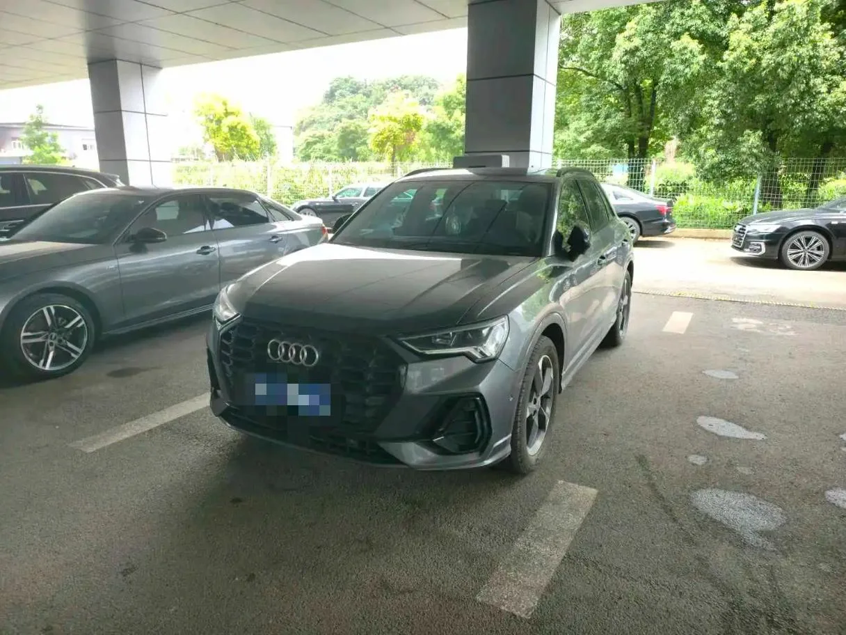 Audi Q3 2022 35 TFSI Fashion Dynamic Edition