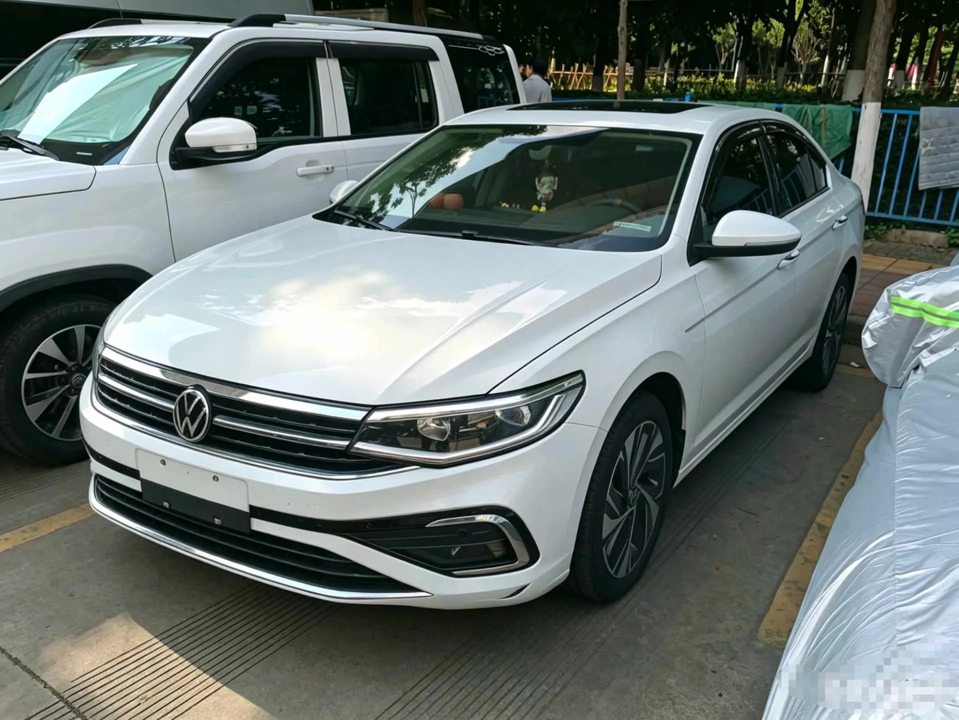 Volkswagen 2026 Bora 1.5 TSI 300 TSI Premium Edition Automatic