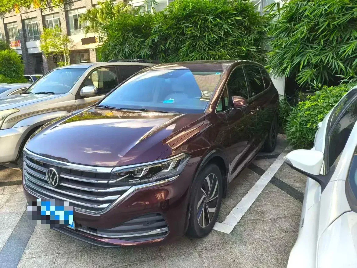 Viloran 2022 380TSI Premium Edition