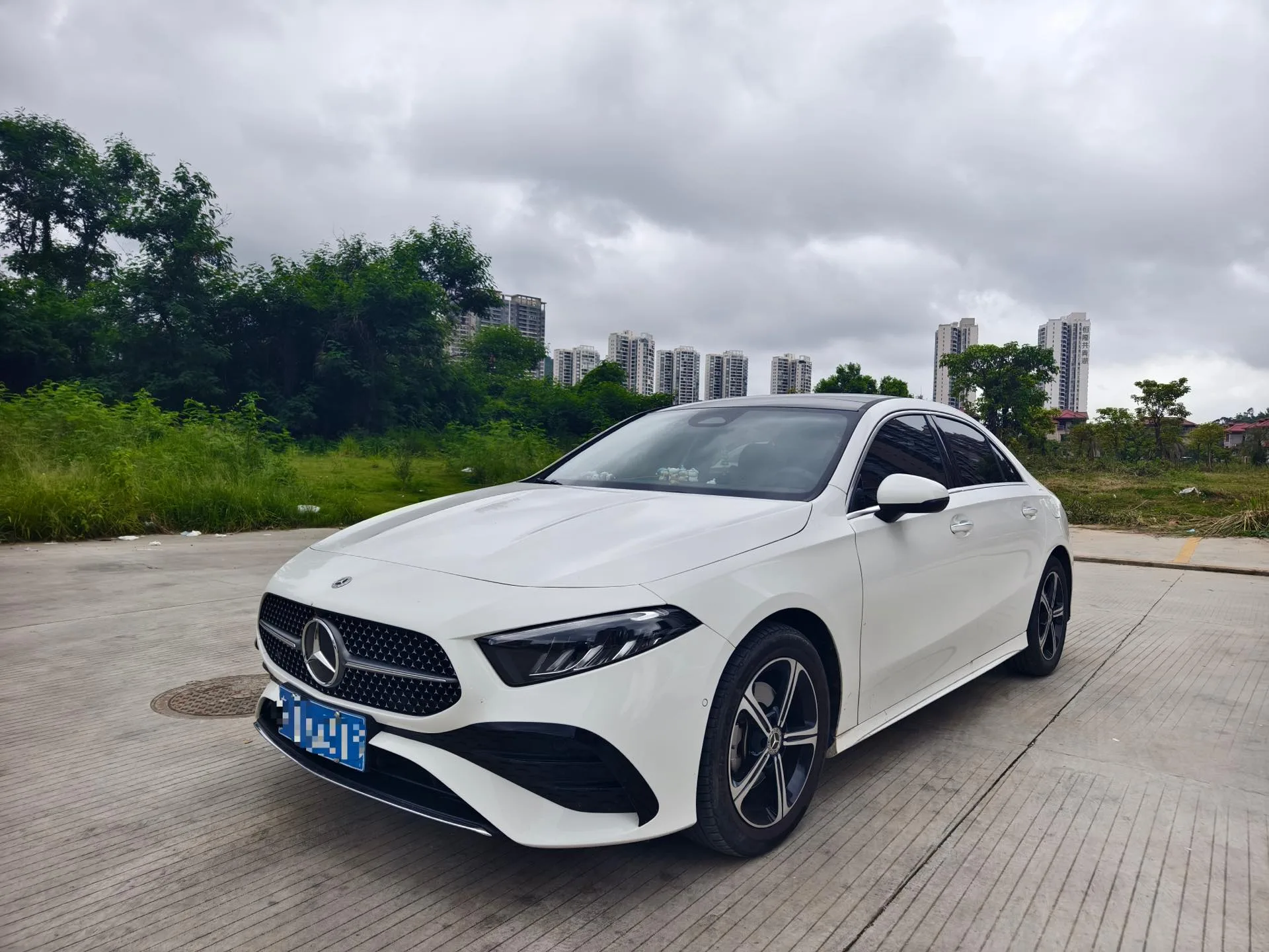 Mercedes-Benz A-Class 2024 A 200 L 1.3T Fashion Automatic