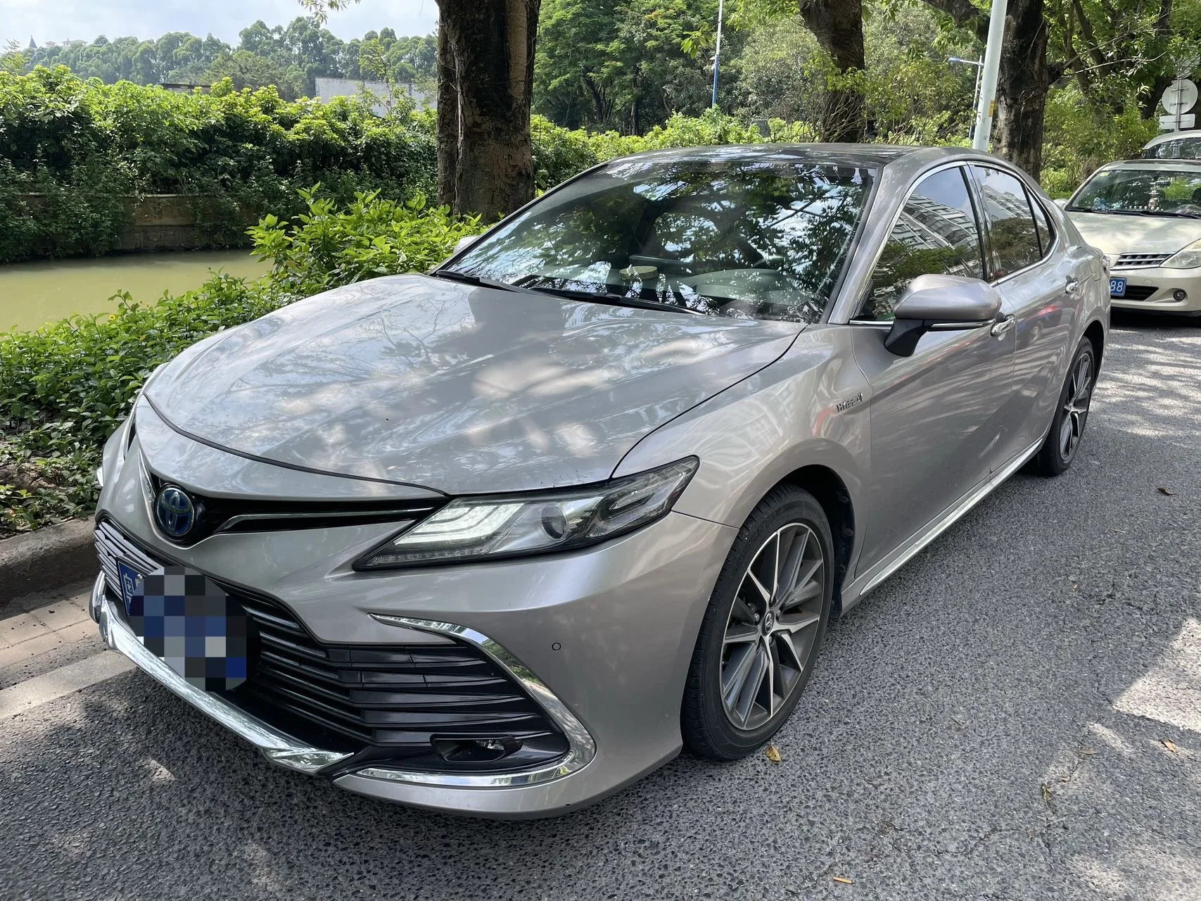 2023 Toyota Camry Hybrid 2.5HG CVT Luxury Edition Automatic