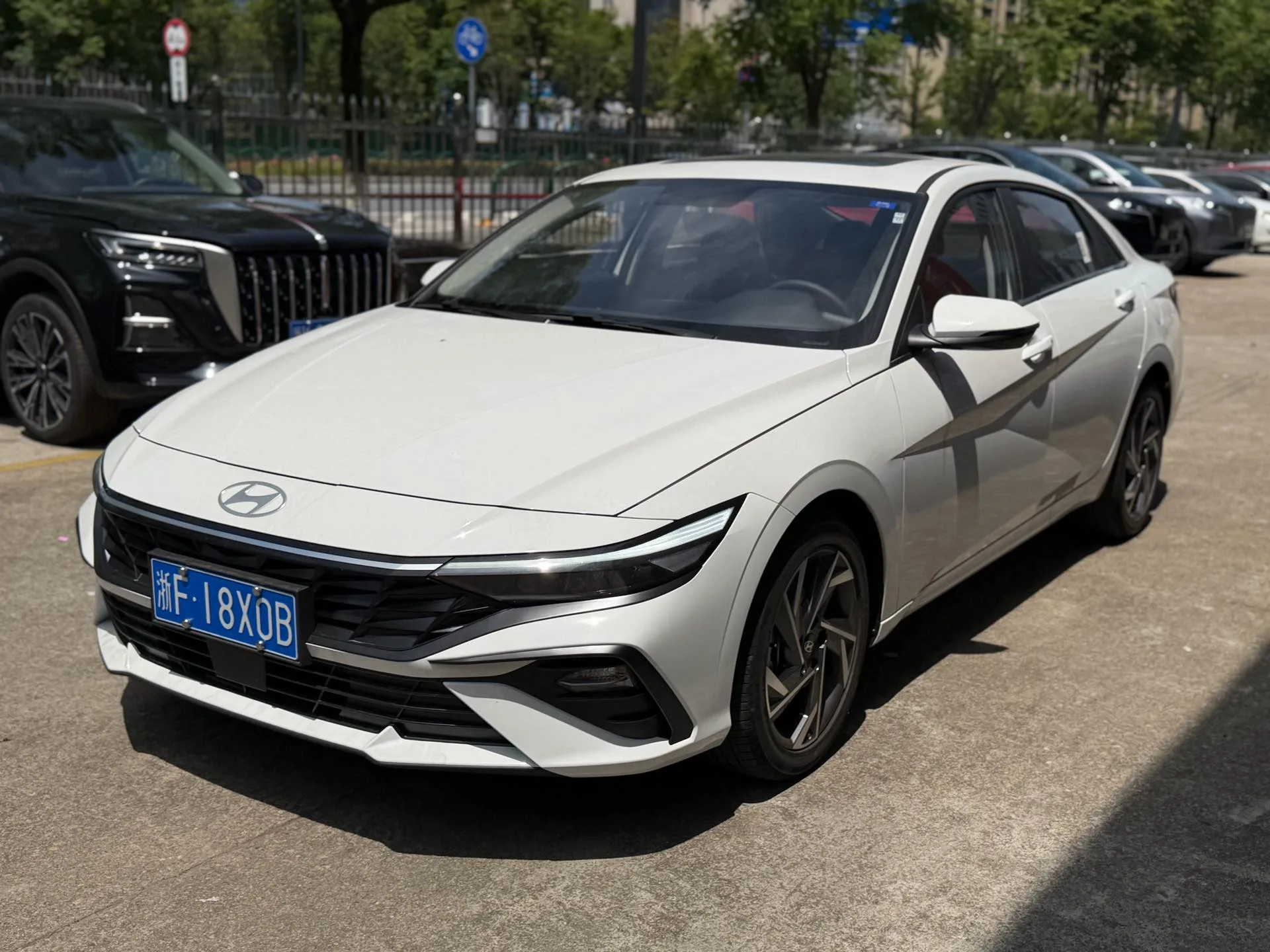 Hyundai Elantra 2023 1.5L CVT GLX Elite Edition