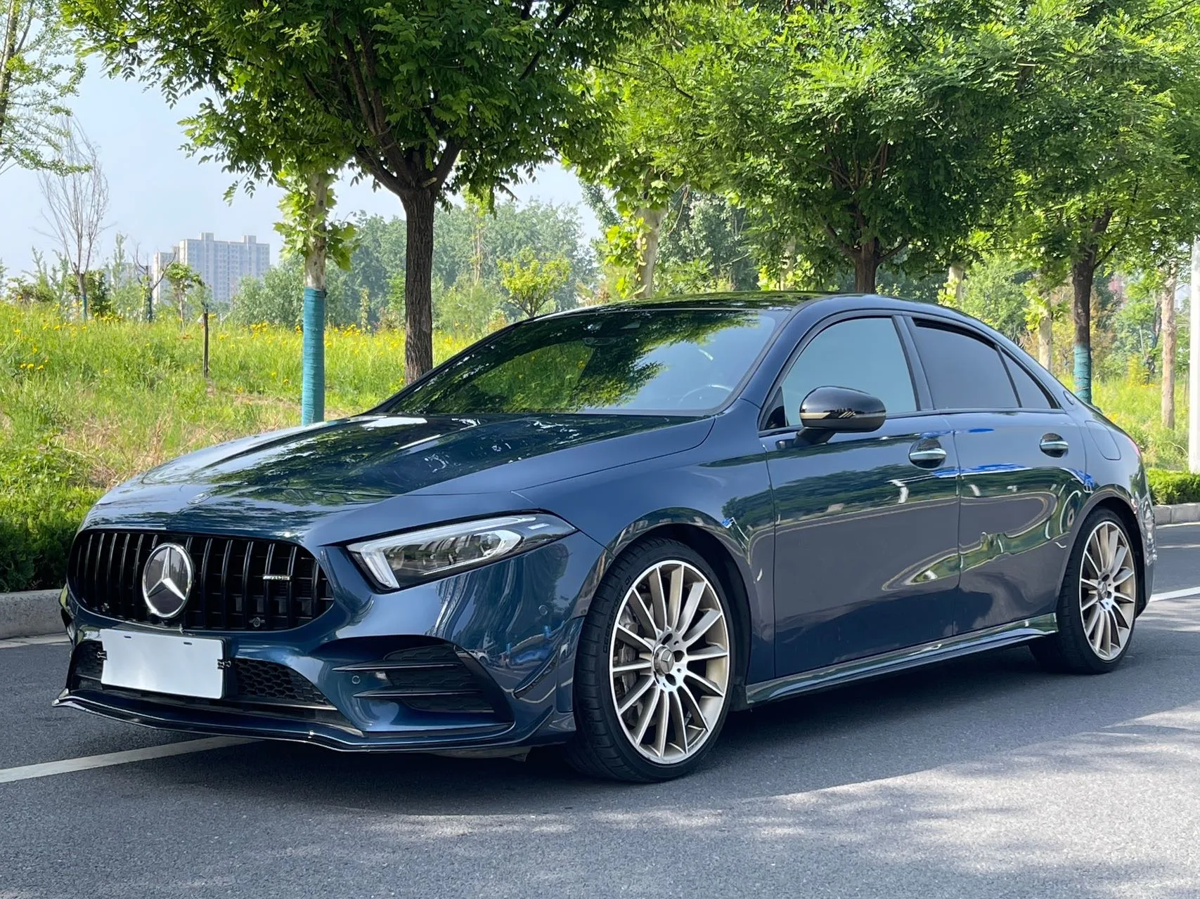 2019 Mercedes-Benz A-Class AMG A 35 L 4MATIC First Edition