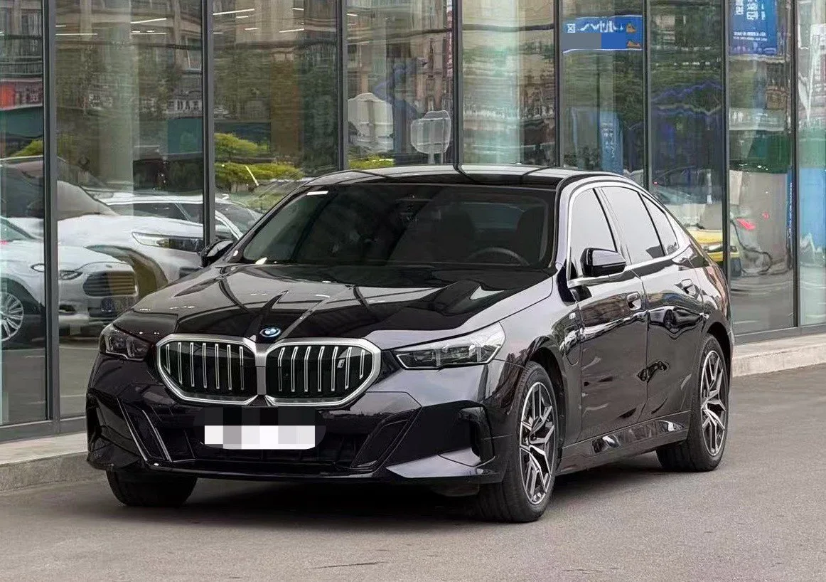 BMW i5 2024 eDrive 35L M Sport Package