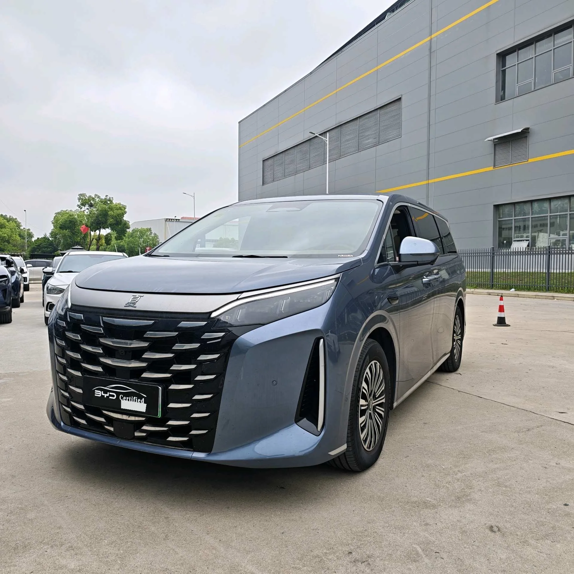 BYD 2025 Summer DM-i 1.5T CVT 180km/h Excellent Edition Automatic