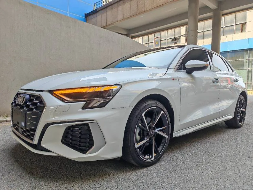 Audi A3 2022 Sportback 35 TFSI Fashion Sport