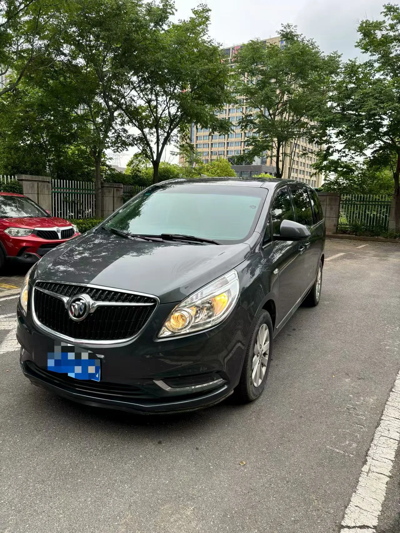 2018 Buick GL8 28T Premium Edition (China VI)