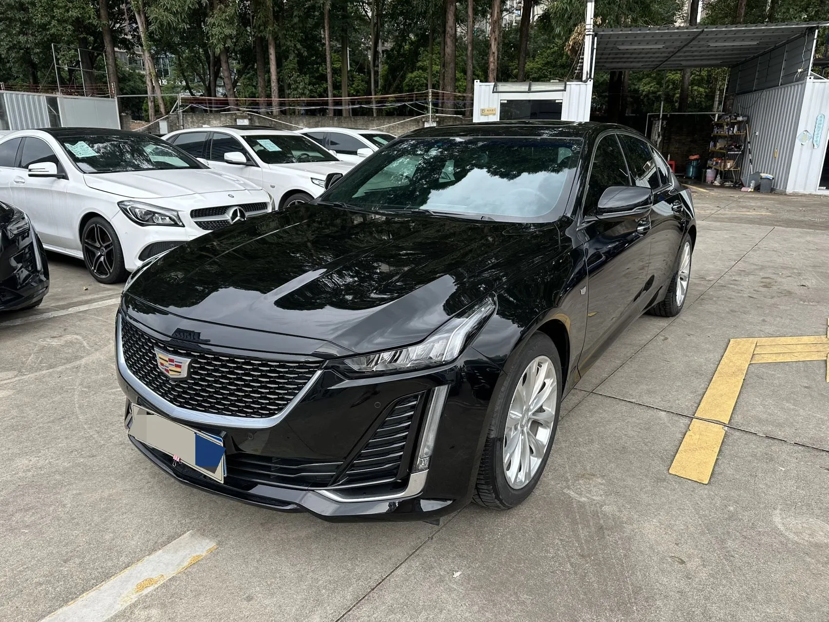 2023 Cadillac CT5 28T Luxury (Standard Edition)