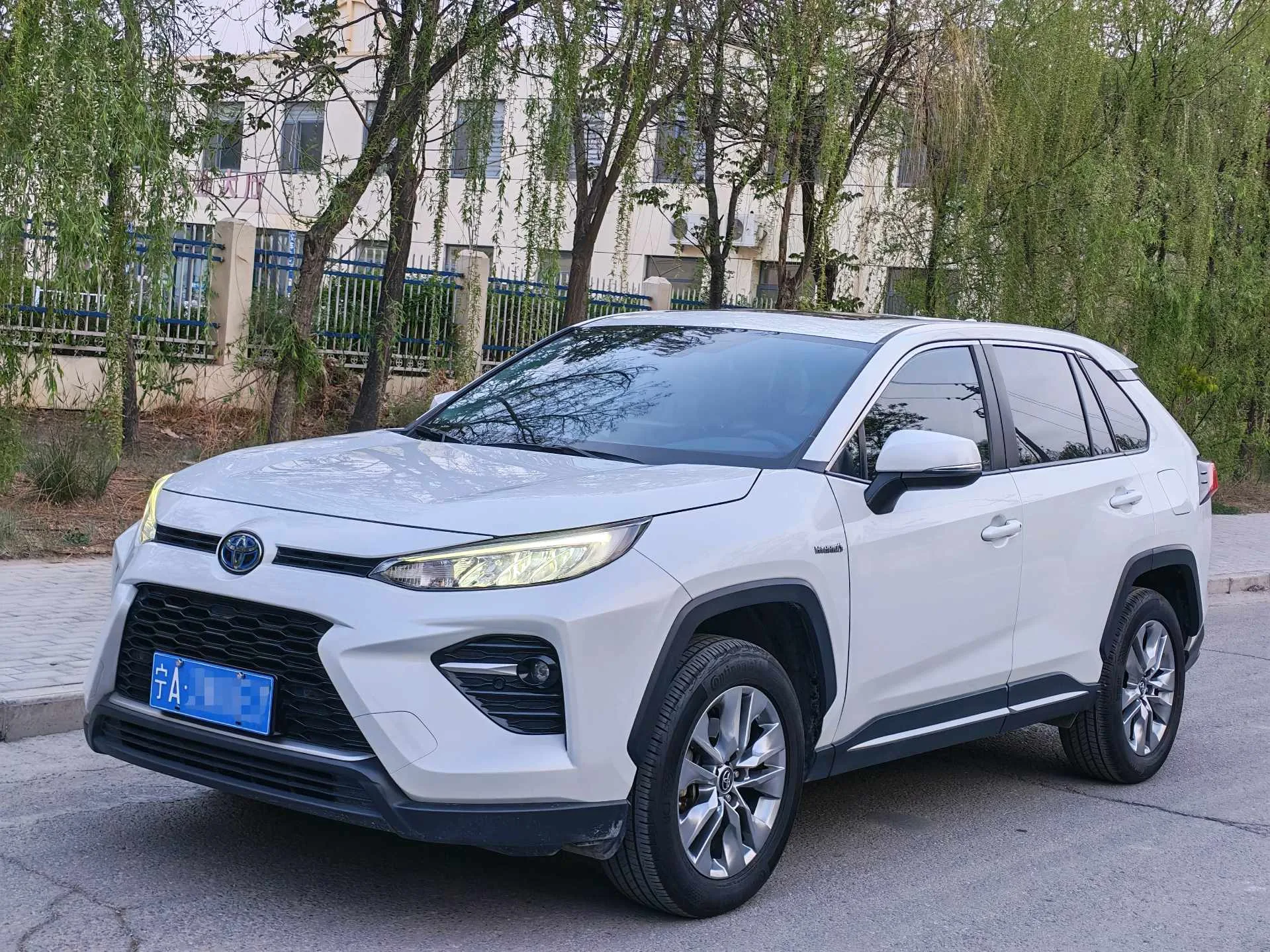 2020 Vellfire Hybrid 2.5L E-CVT AWD Luxury Edition