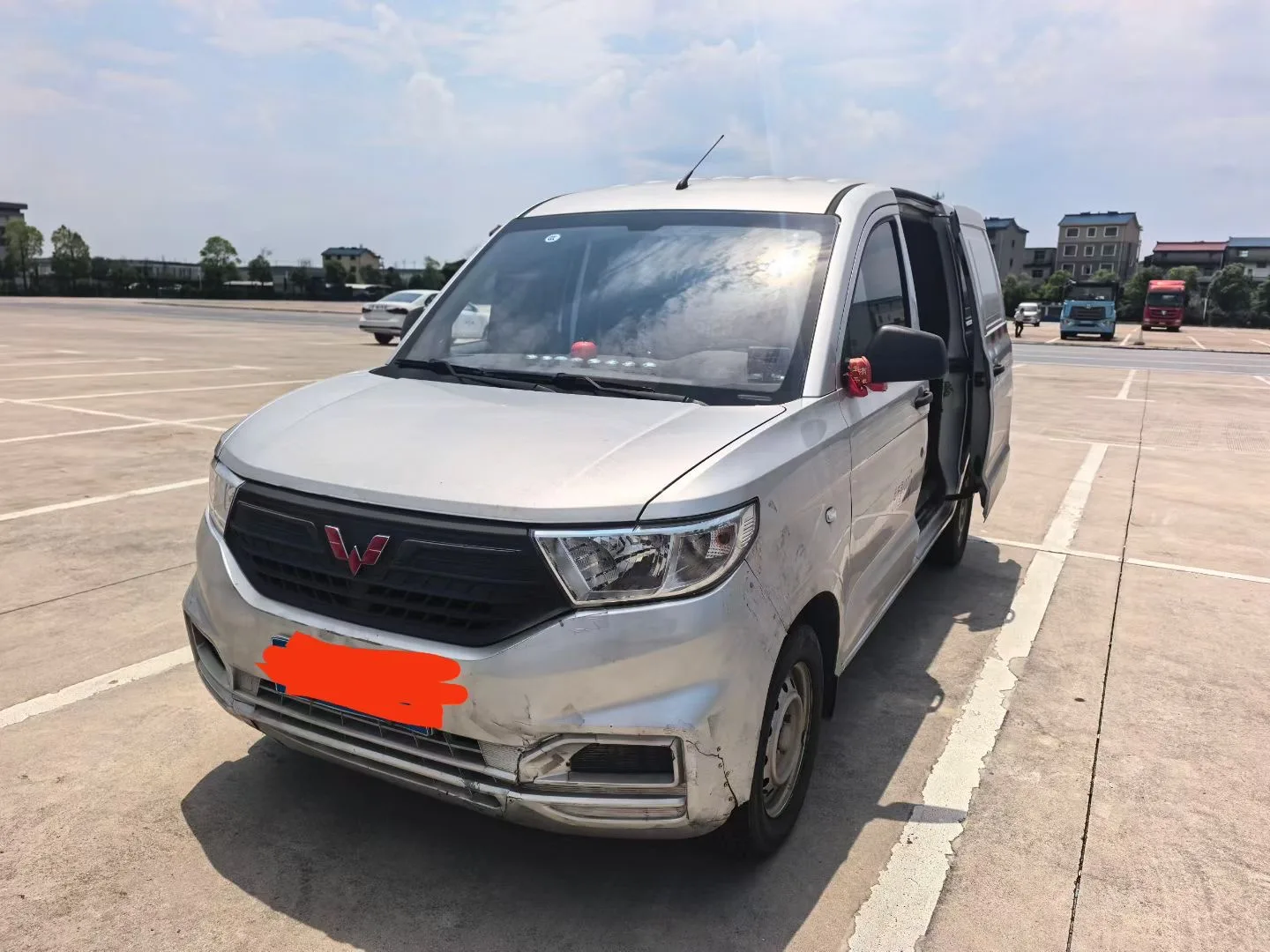 Wuling 2022 Hongguang V 1.5 Sport Edition Manual Transmission