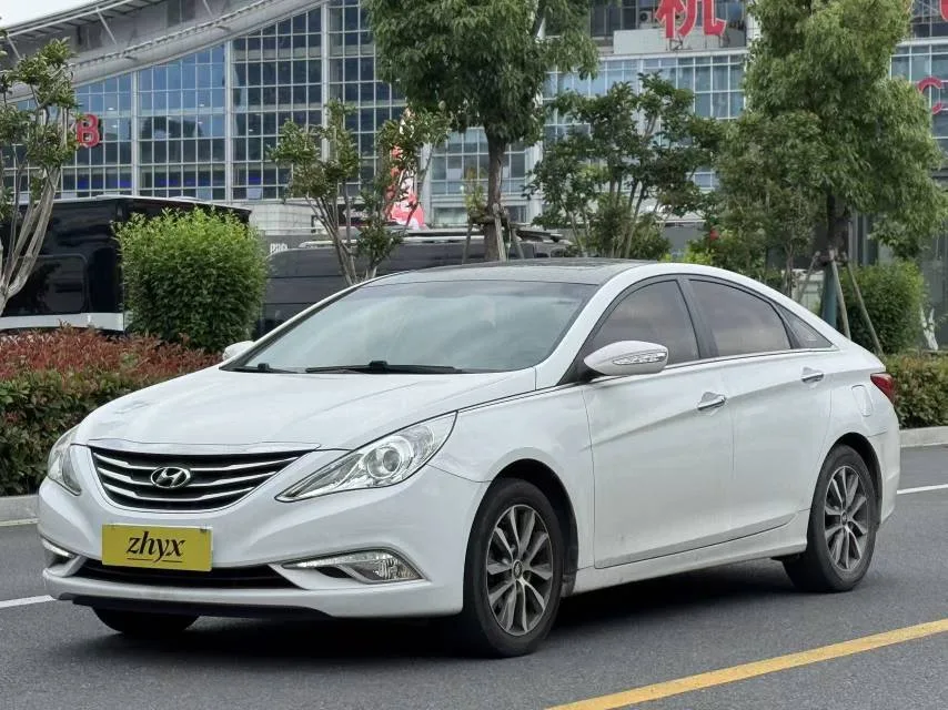 2013 Sonata 2.0L Automatic Luxury Edition