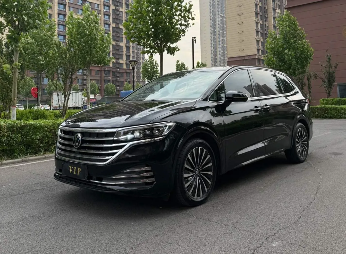 Viloran 2020 380TSI Premium Edition