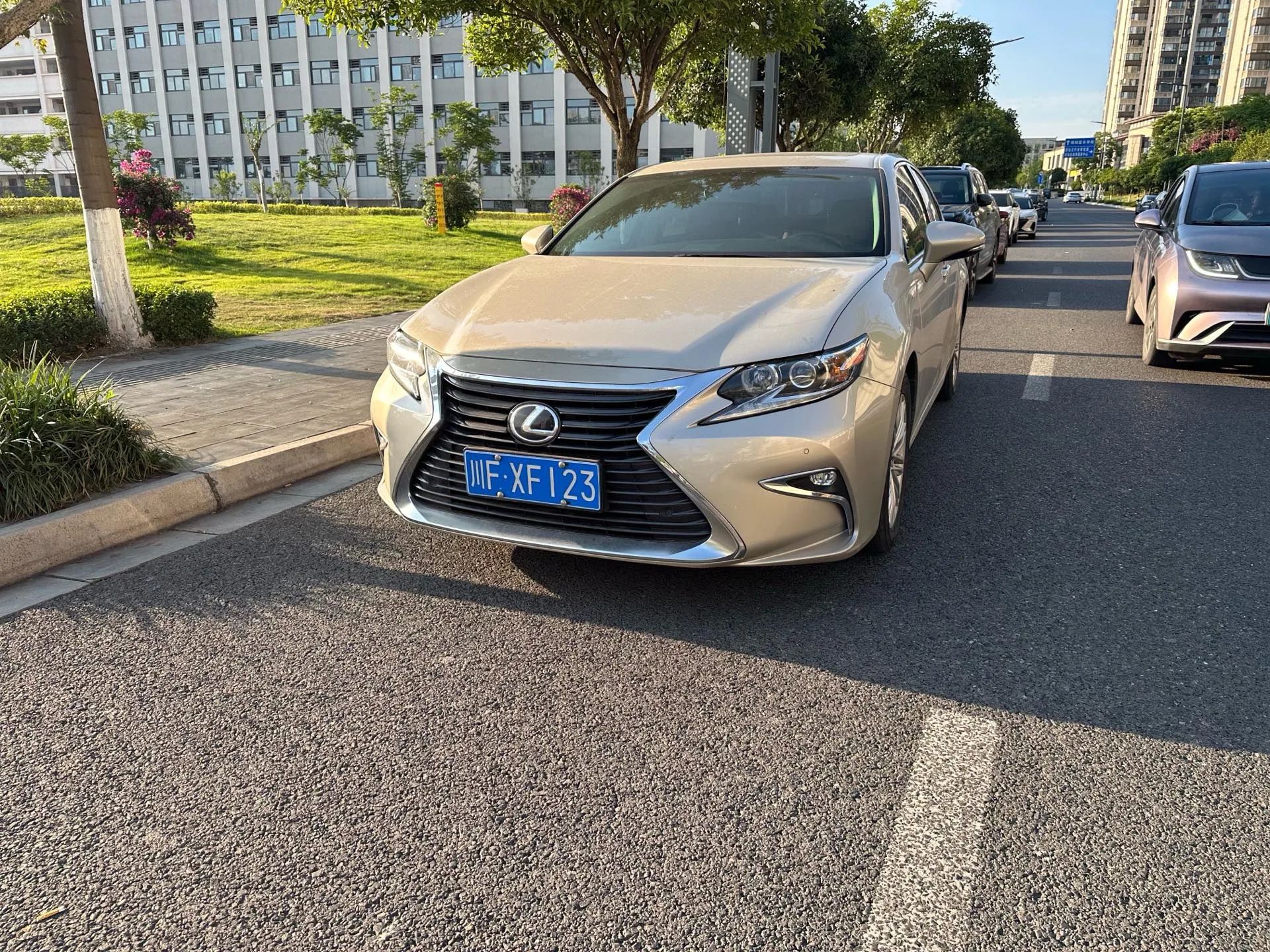 Lexus ES 2015 200 Elite Edition