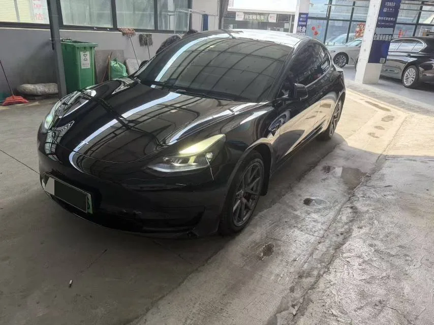 Model 3 2023 Rear-Wheel Drive