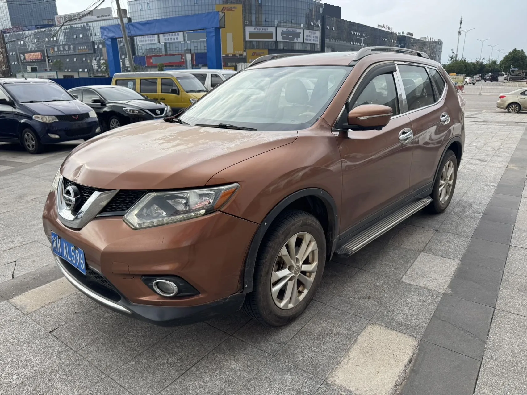 Nissan X-Trail 2015 2.0L CVT Comfort MAX Edition 2WD