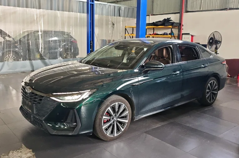 Chery Arrizo 8