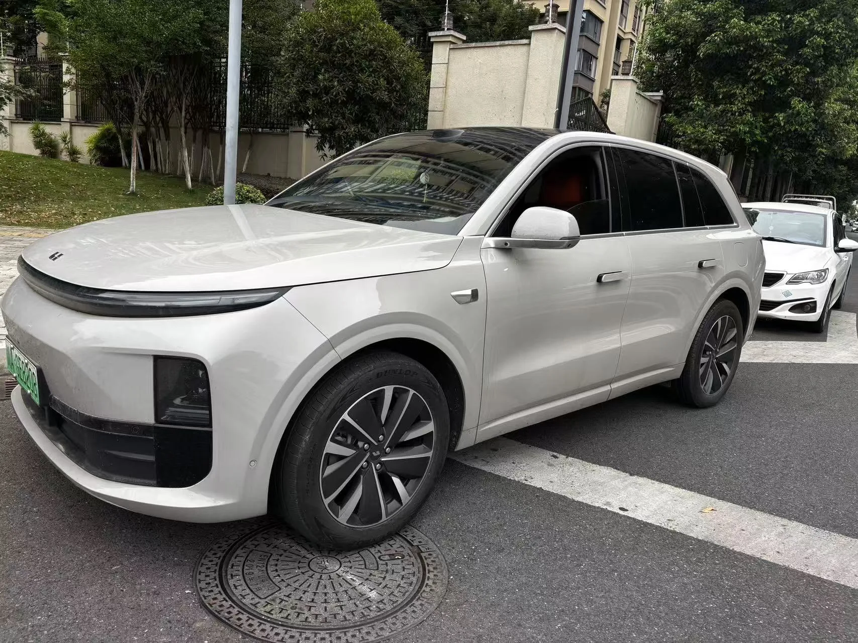 Li Auto 2025 L6 Pro Smart Renewal Edition Automatic