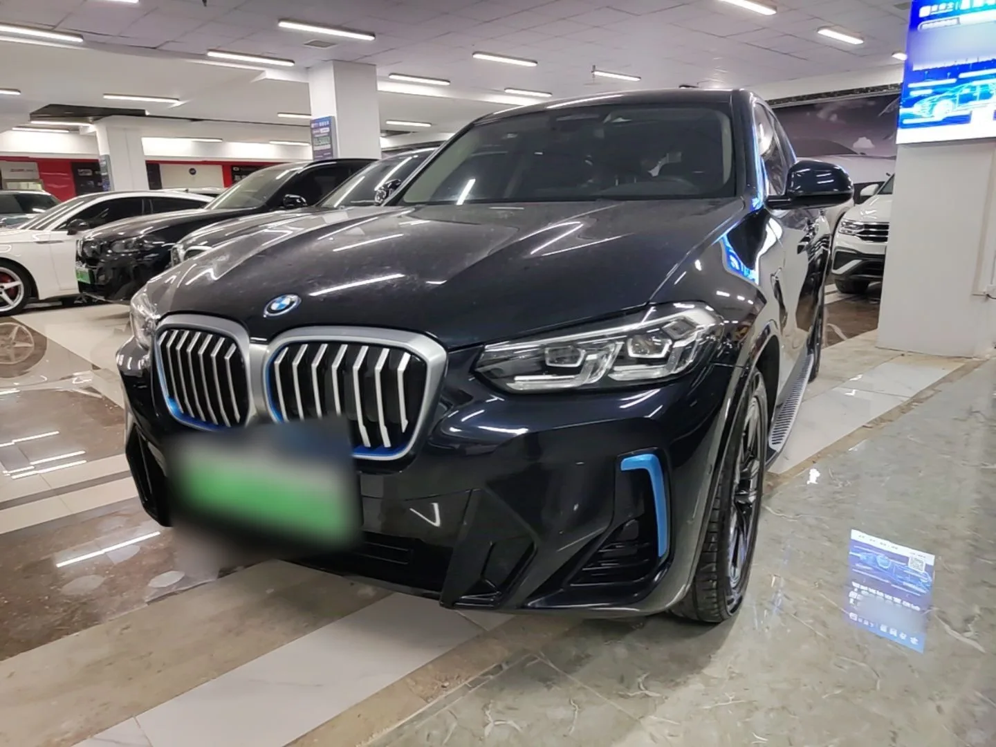 BMW iX3 2022 Leading Edition