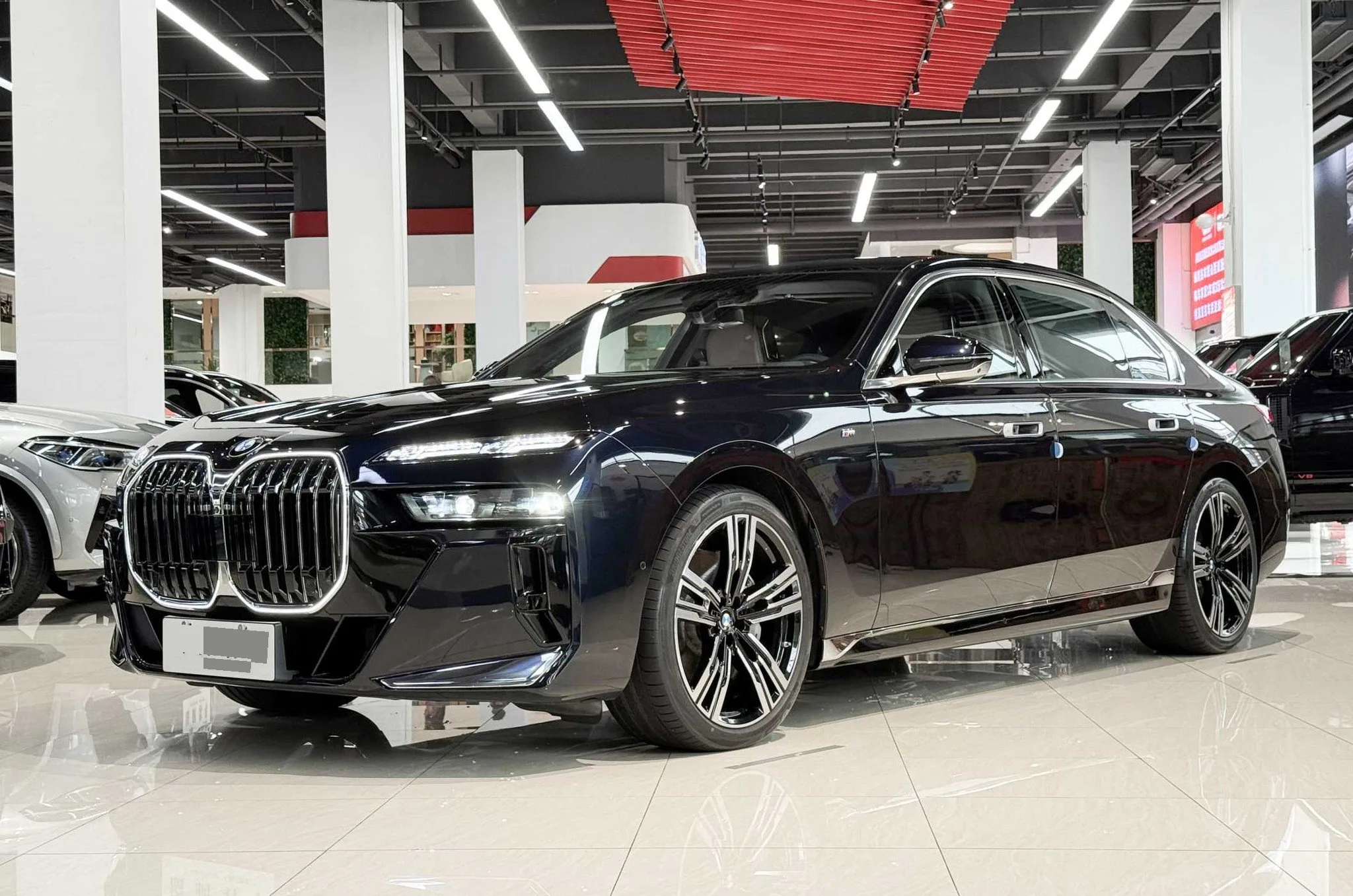 BMW 7 Series (Imported) 2023 Model Year 740Li 48V 3.0T Luxury Line M Sport Package Automatic Transmission