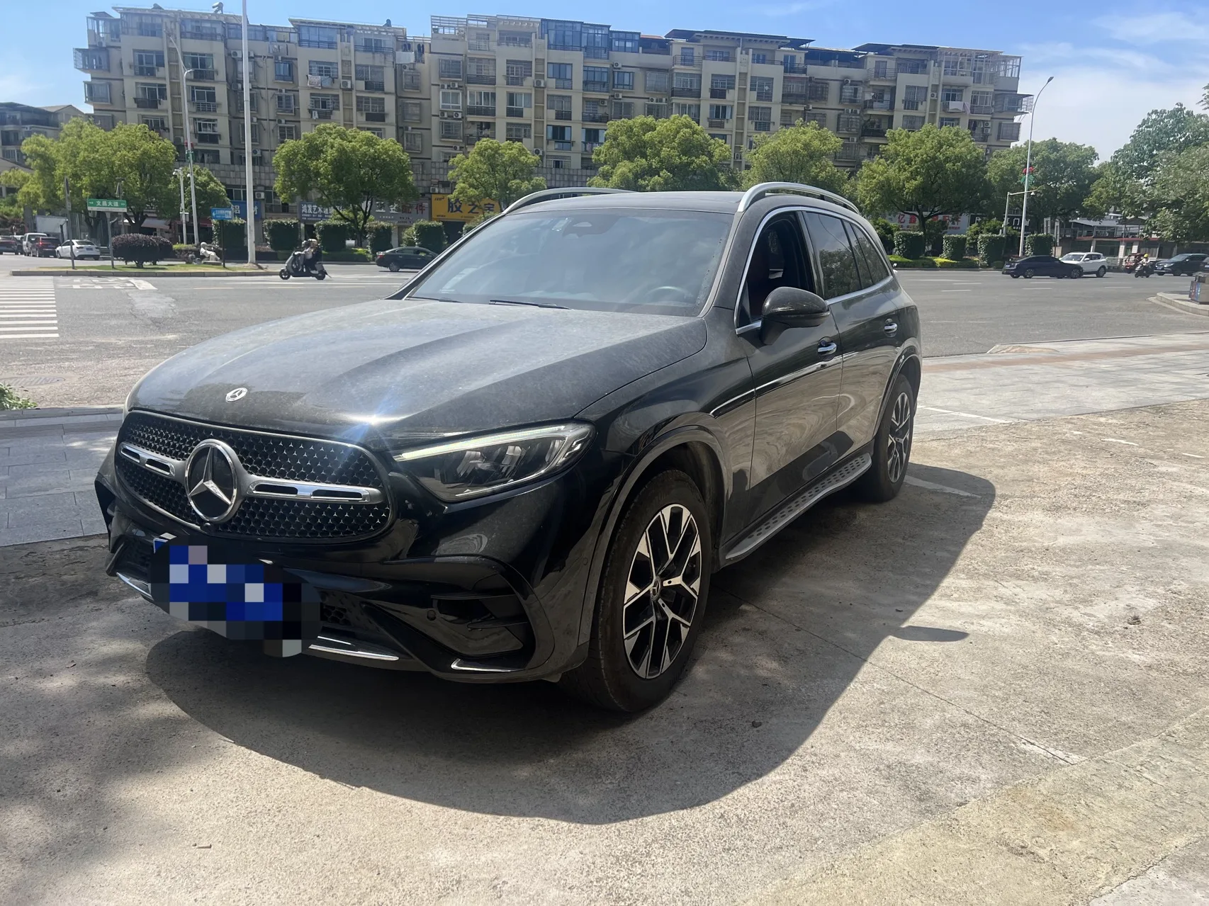 Mercedes-Benz 2023 GLC 260 L 4MATIC 48V 2.0T Dynamic 5-seater Automatic