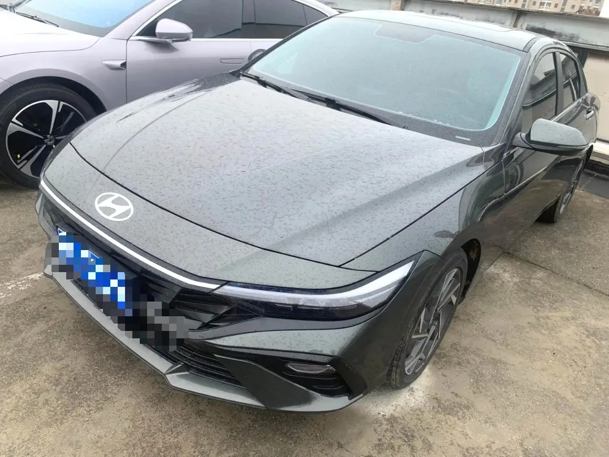 Hyundai Elantra 2023 1.5L CVT GLX Elite Edition