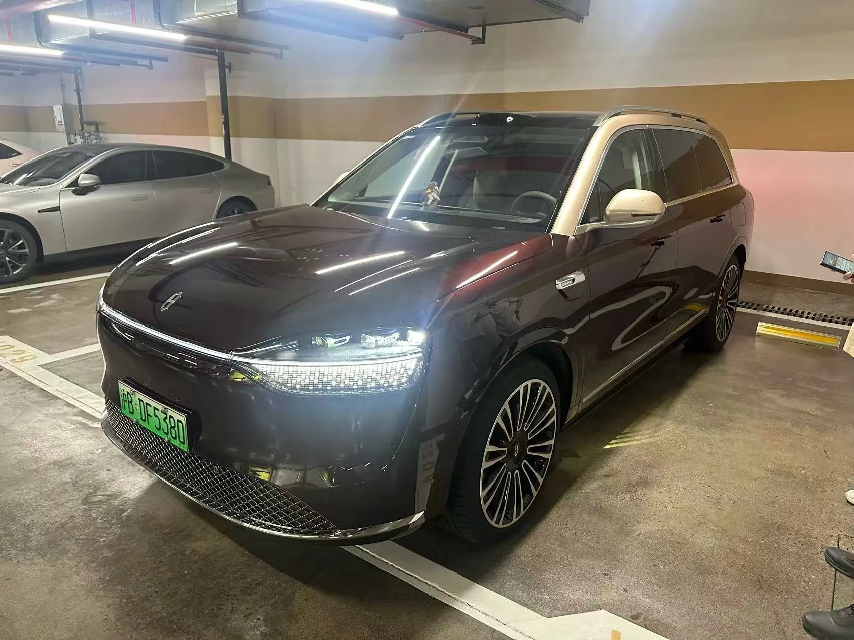 AITO 2025 M9 EV Pure Electric Ultra Edition 100kWh 5-Seater Automatic Transmission