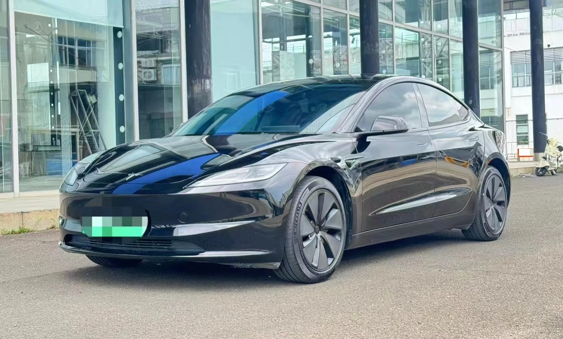 Model 3 2023 Rear-Wheel Drive