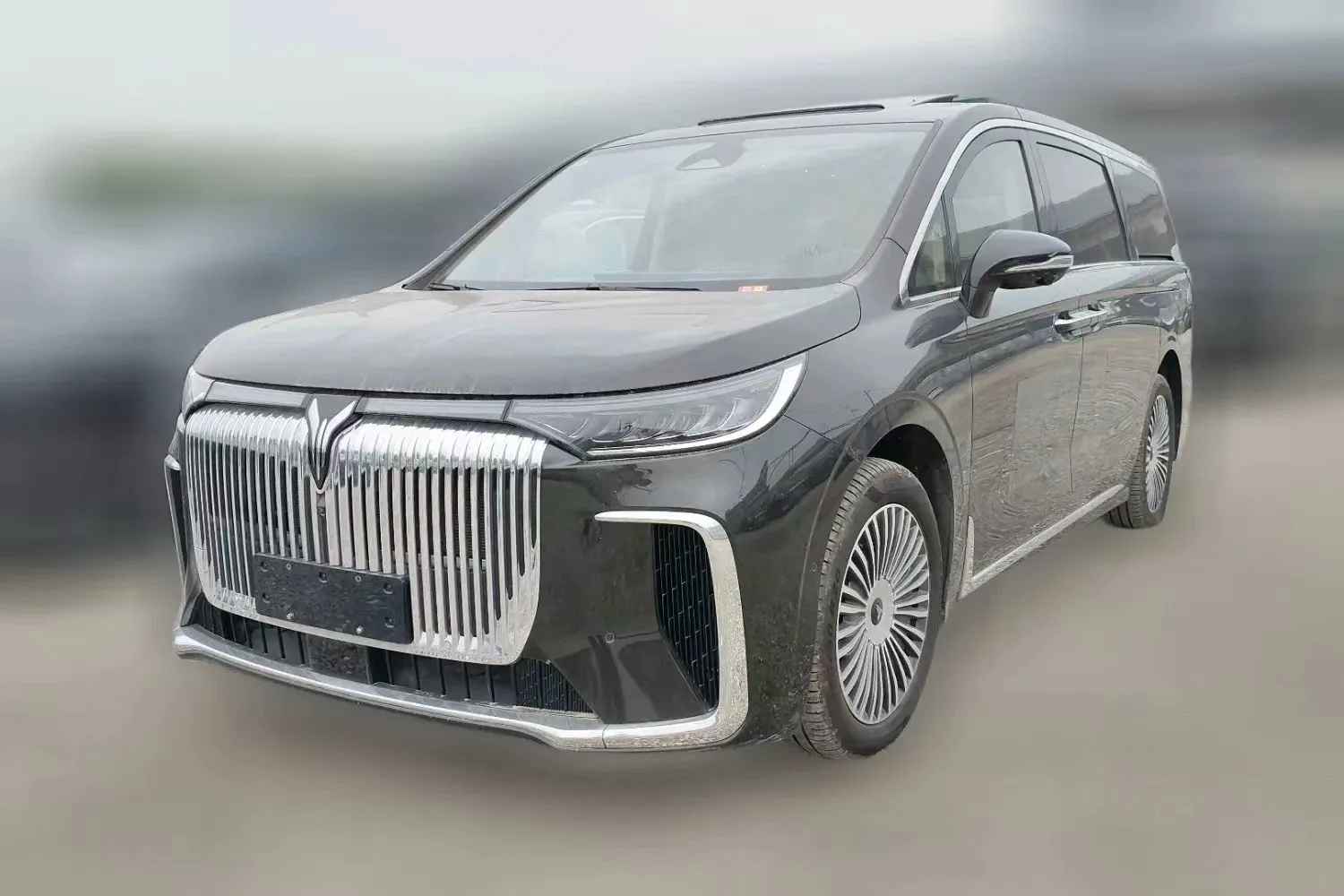 Voyah 2025 Dreamer PHEV 1.5T AWD Flagship Kunpeng Edition Automatic