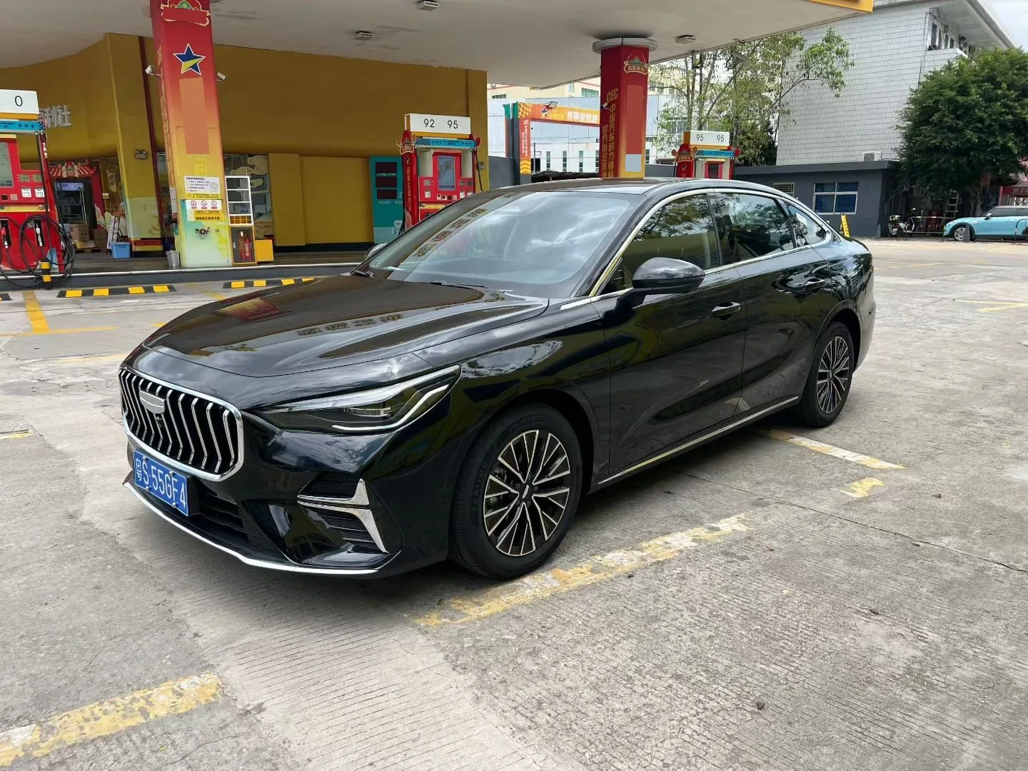 Geely Emgrand 2025 4th Generation 1.5L CVT Premium