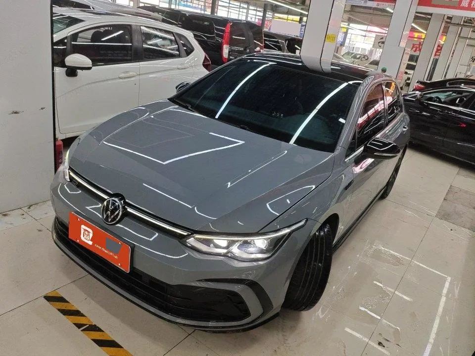 Volkswagen 2023 Golf 8 R-Line 1.4TSI 280TSI (facelift) Automatic