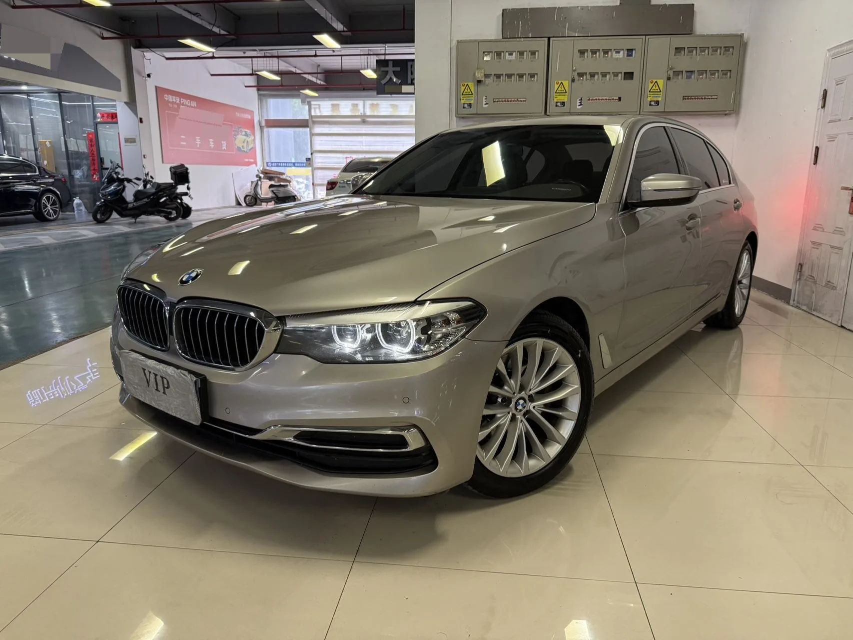 2020 BMW 5 Series 525Li Luxury Package