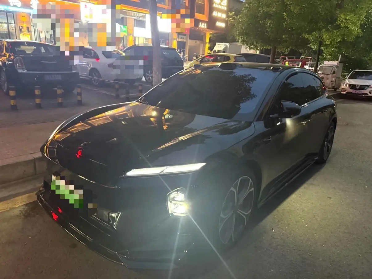 NIO 2025 ET5T 100kWh Touring Automatic