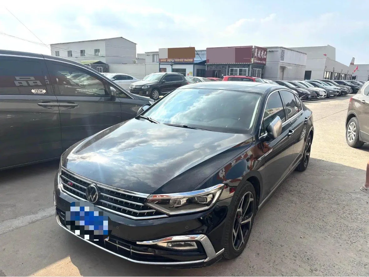 2022 Volkswagen Passat 330TSI DSG Basic Model
