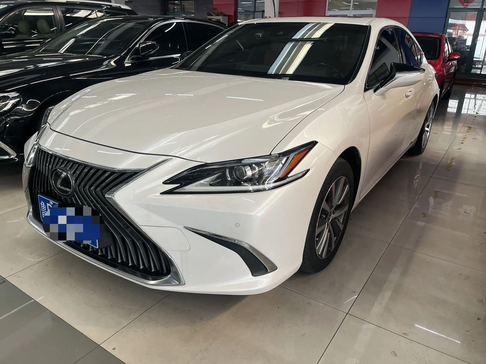 Lexus ES 2018 200 Premium Edition (China VI Emission Standard)