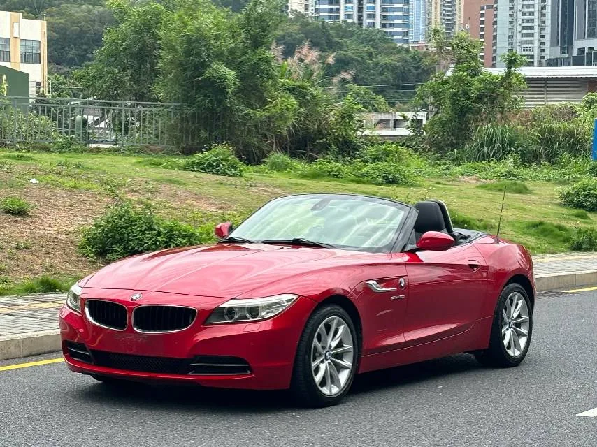 BMW Z4 2013 sDrive20i Leading Edition