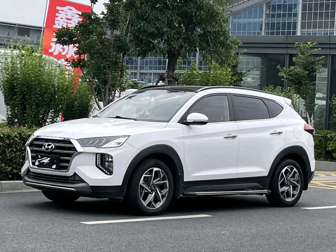 Tucson 2019 280TGDi Dual-Clutch Two-Wheel Drive Fashion Edition (National V Emission Standard)