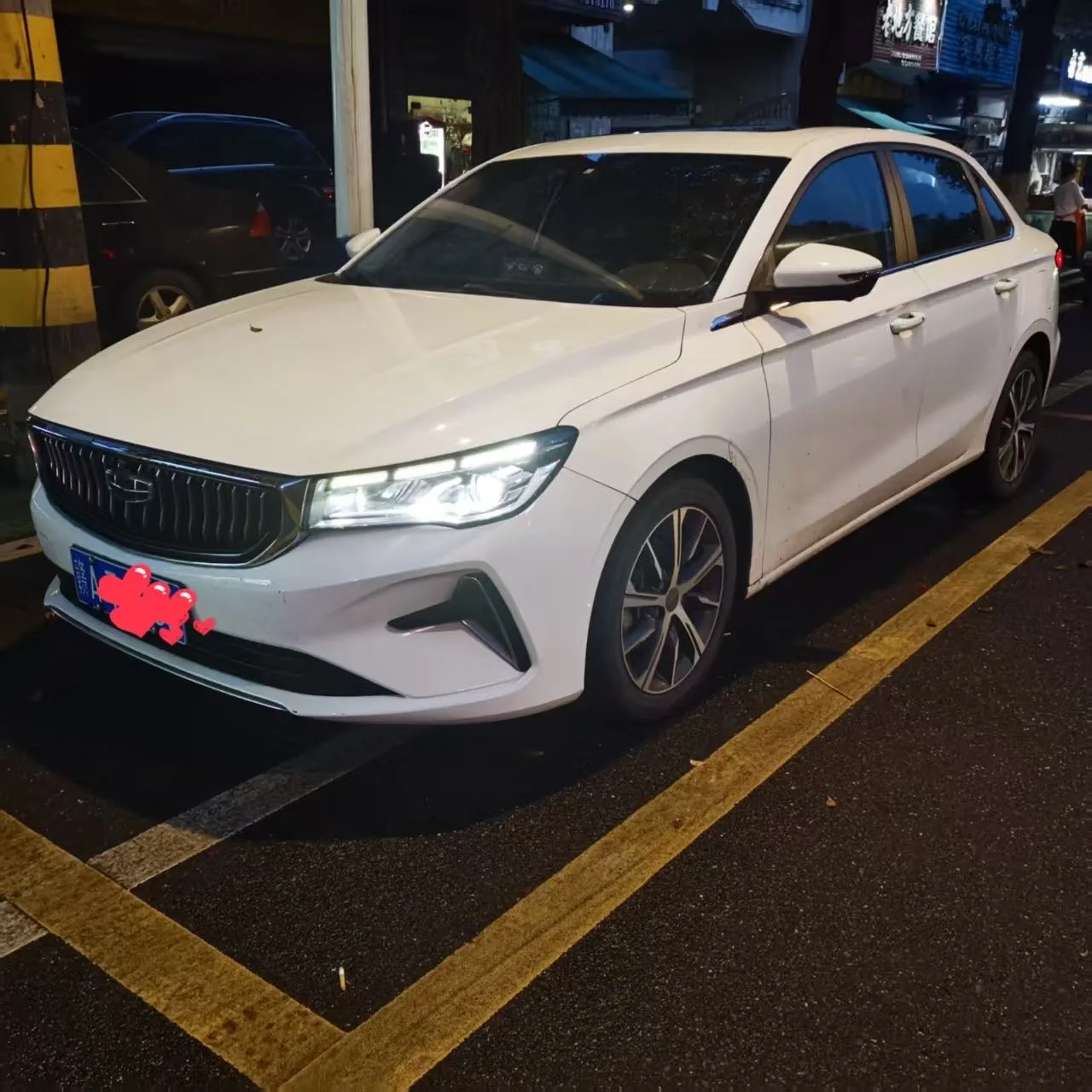 Geely Emgrand 2022 4th Generation 1.5L CVT Luxury Edition