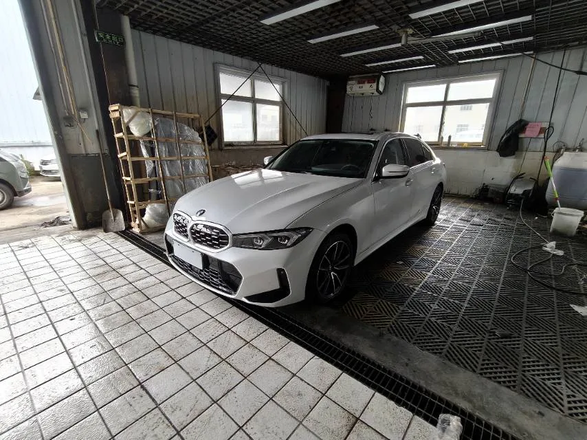 2026 BMW 3 Series 325Li 2.0T M Sport Package Automatic