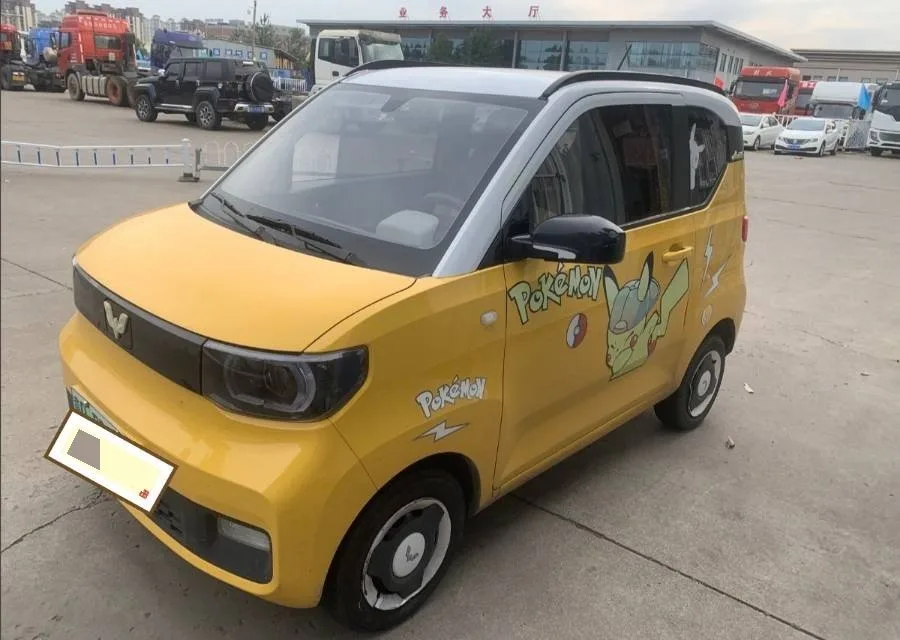 Hongguang MINIEV 2021 Macaron Sandwich Edition, 170km/h, Ternary Lithium Battery