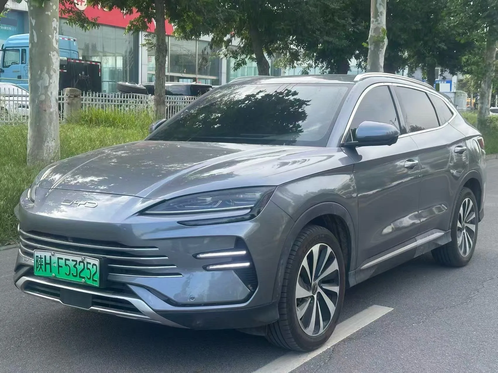 BYD 2023 Song PLUS DM-i 1.5 CVT Champion Edition 110KM Flagship PLUS Automatic