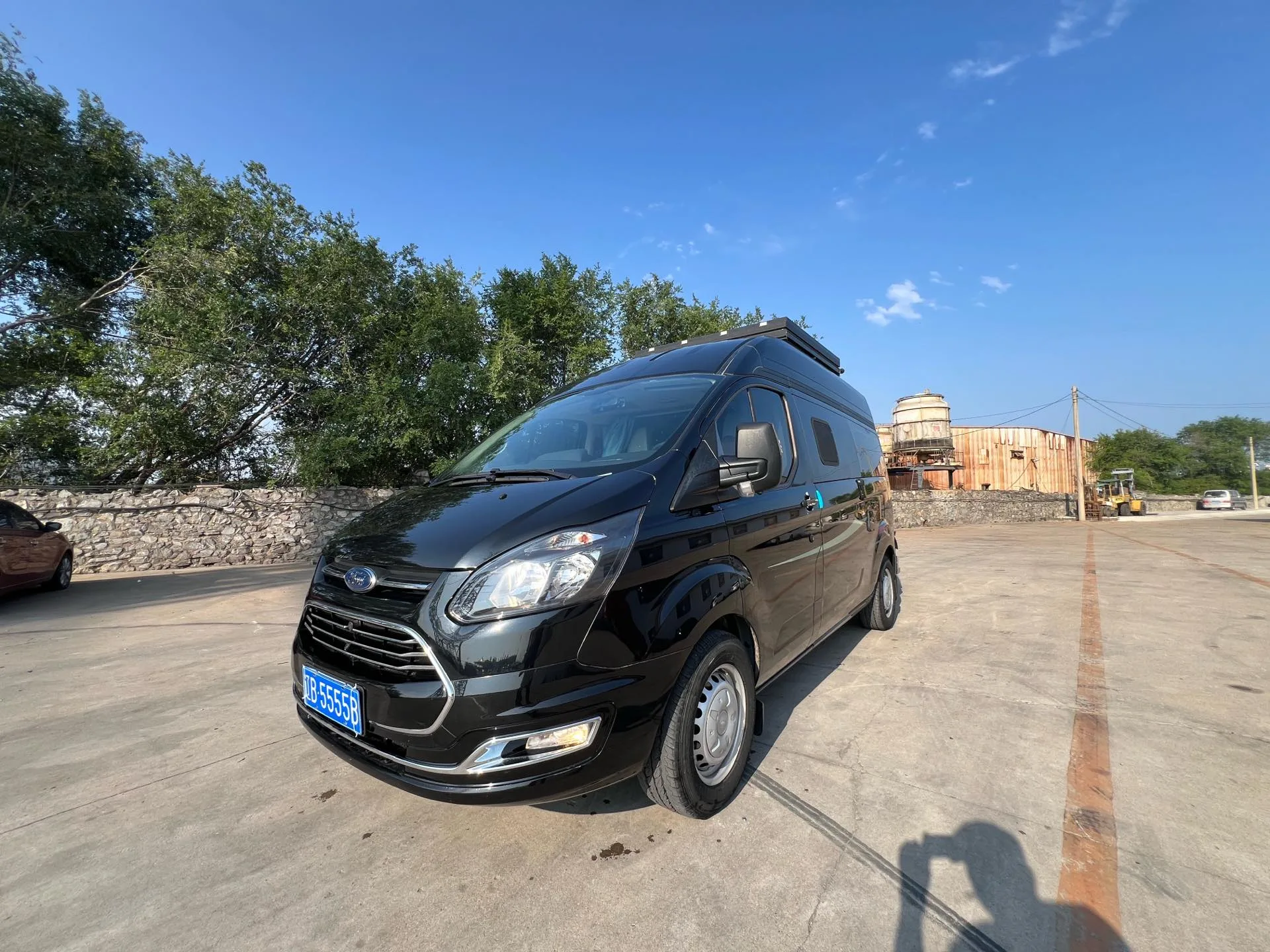 2019 Ford Transit 2.0T Gasoline Automatic Business Travel Edition, Center-Axis, Mid-Roof, 9-Seater, National VI